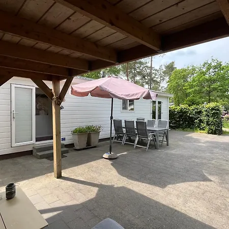 Chalet Bosrand 42 Park Veluwshof 6 P