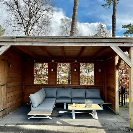 Bosrand 42 Park Veluwshof 6 P * Hoenderloo